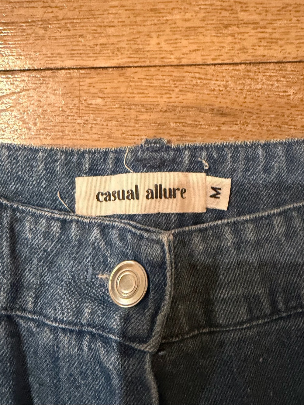 Denim Cargo Jeans - Dark Blue Utility Style size medium - Picture 2 of 3